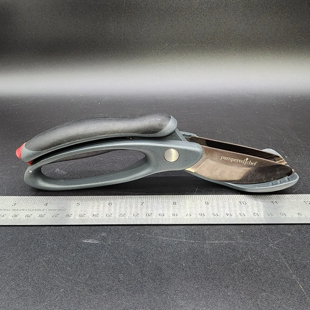 Pampered Chef OS Gray Salad Chopper Kitchen Shears Dual Blade Vegetable Scissors